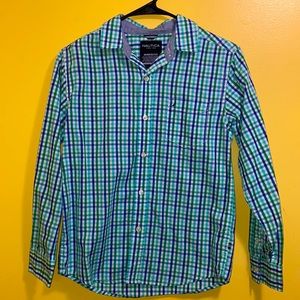 Nautica. M (10/12). Green/Combo